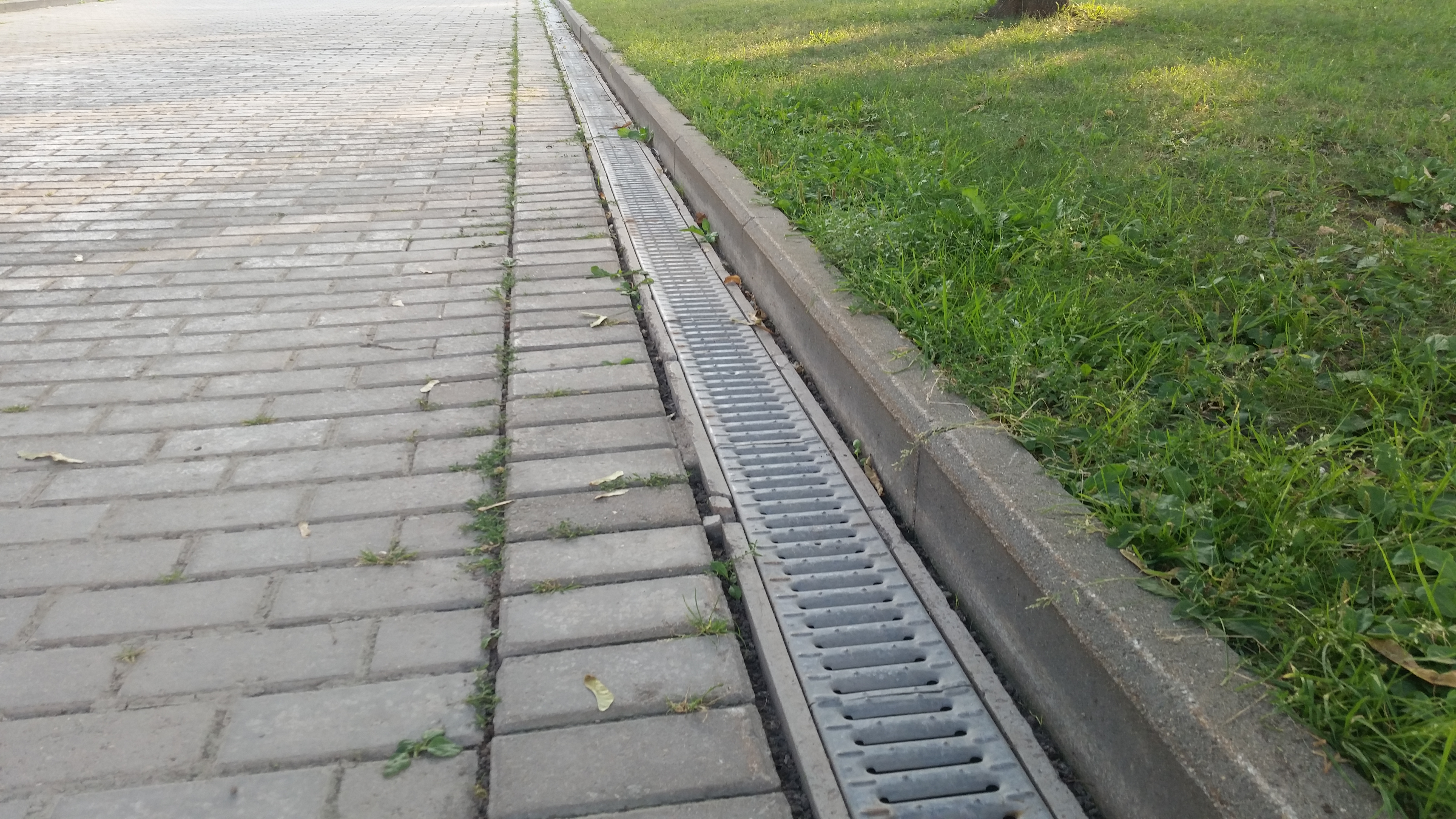 стальные водосточные решетки в Москве